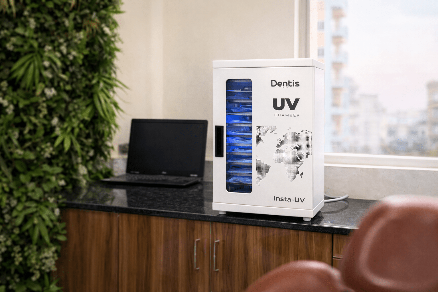 UV CHAMBER@ ROOTS & DENTISTREE
